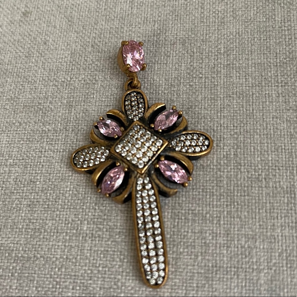 Stunning Silver Cross - Picture 2 of 4